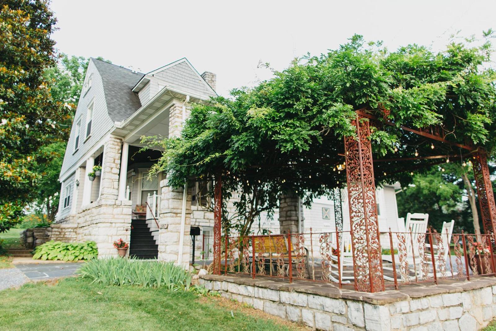 Friendly City Inn B&B Harrisonburg Esterno foto